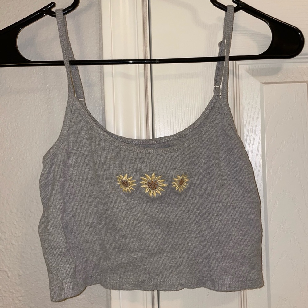 Gray tank top with embroidered flowers - Hollister - Medium